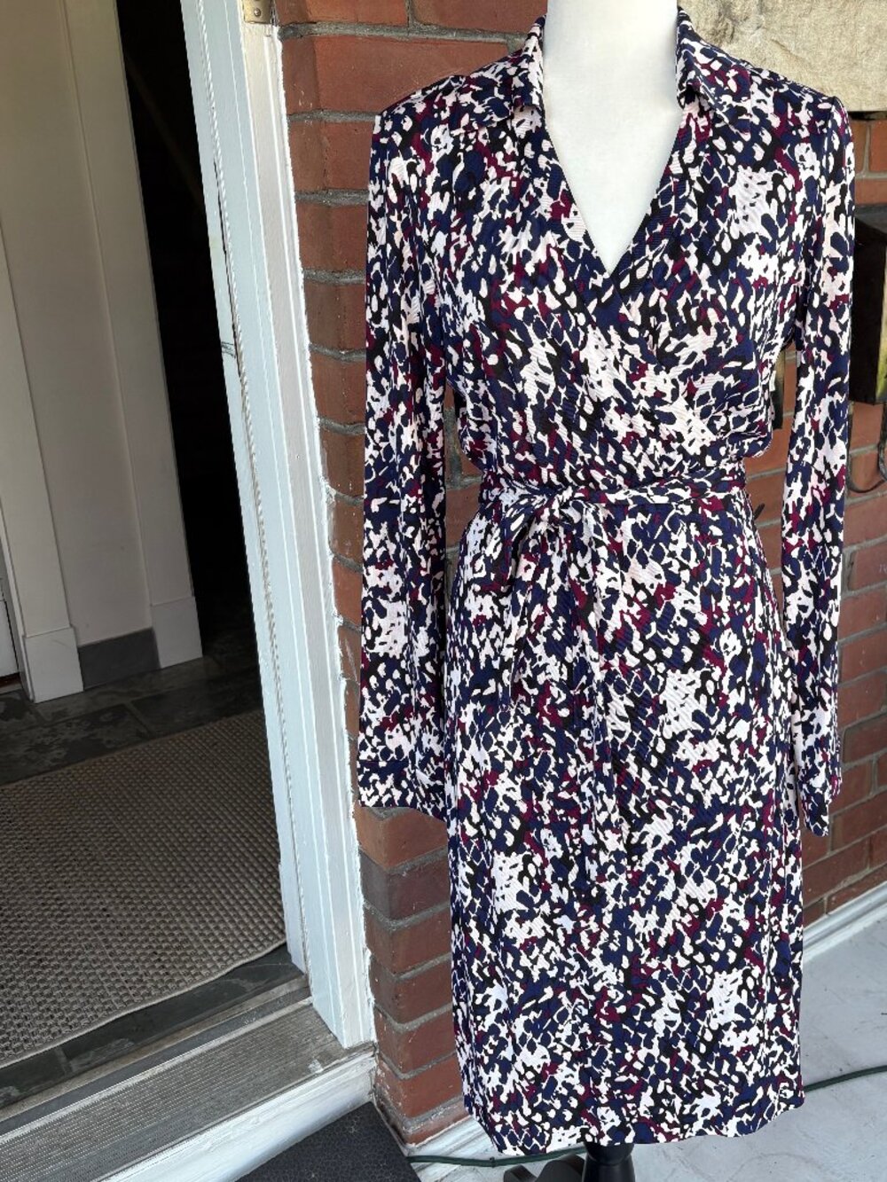 Diane von Furstenberg New Jeanne Two Silk Wrap Dress Blue Print Size 14